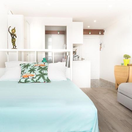 Les Couchers De Soleil A Empuriabrava Exterior photo
